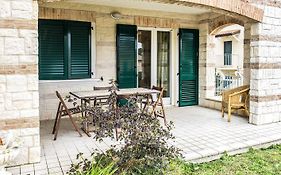 S287 - Sirolo, Villetta Con Giardino Vicino Al Centro