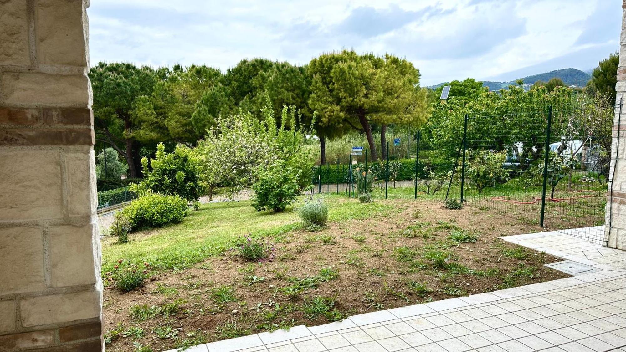 S287 - Sirolo, Villetta Con Giardino Vicino Al Centro Esterno foto